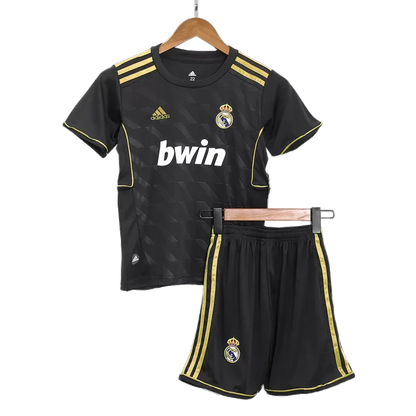 Kit Criança Real Madrid CF 2011-12 Alternativo