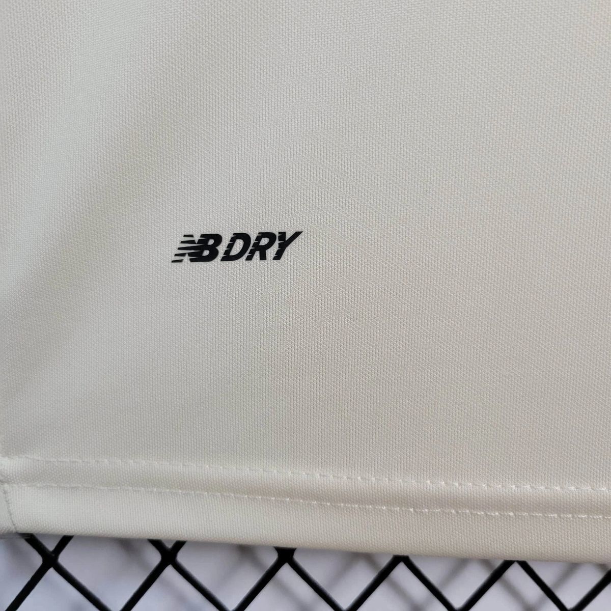 Camisola LOSC Lille 2025-26 Alternativa Branca Versão Adepto