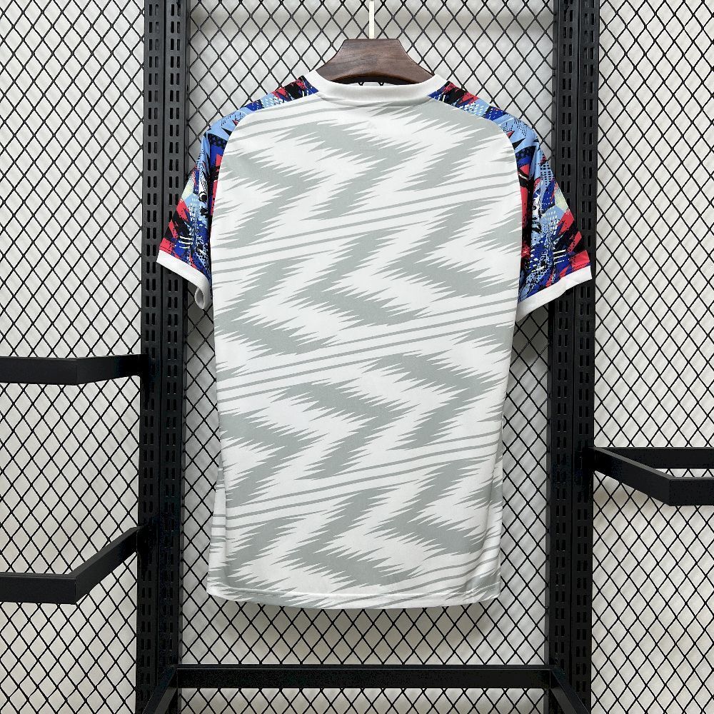 Camisola Real Madrid CF 2025-26 Pre-Match Versão Adepto