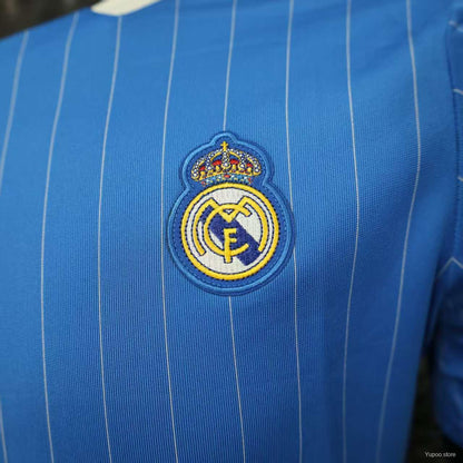 Camisola Real Madrid CF 2025-26 Icon Range Travel Versão Jogador