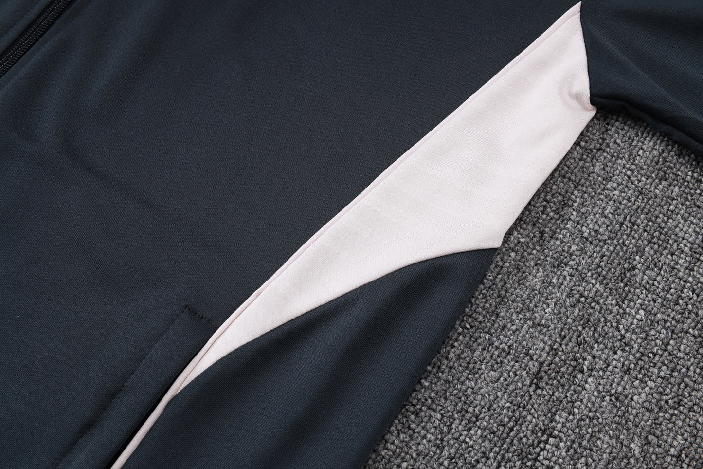 Fato de Treino Real Madrid CF 2025-26 Casaco sem Capuz