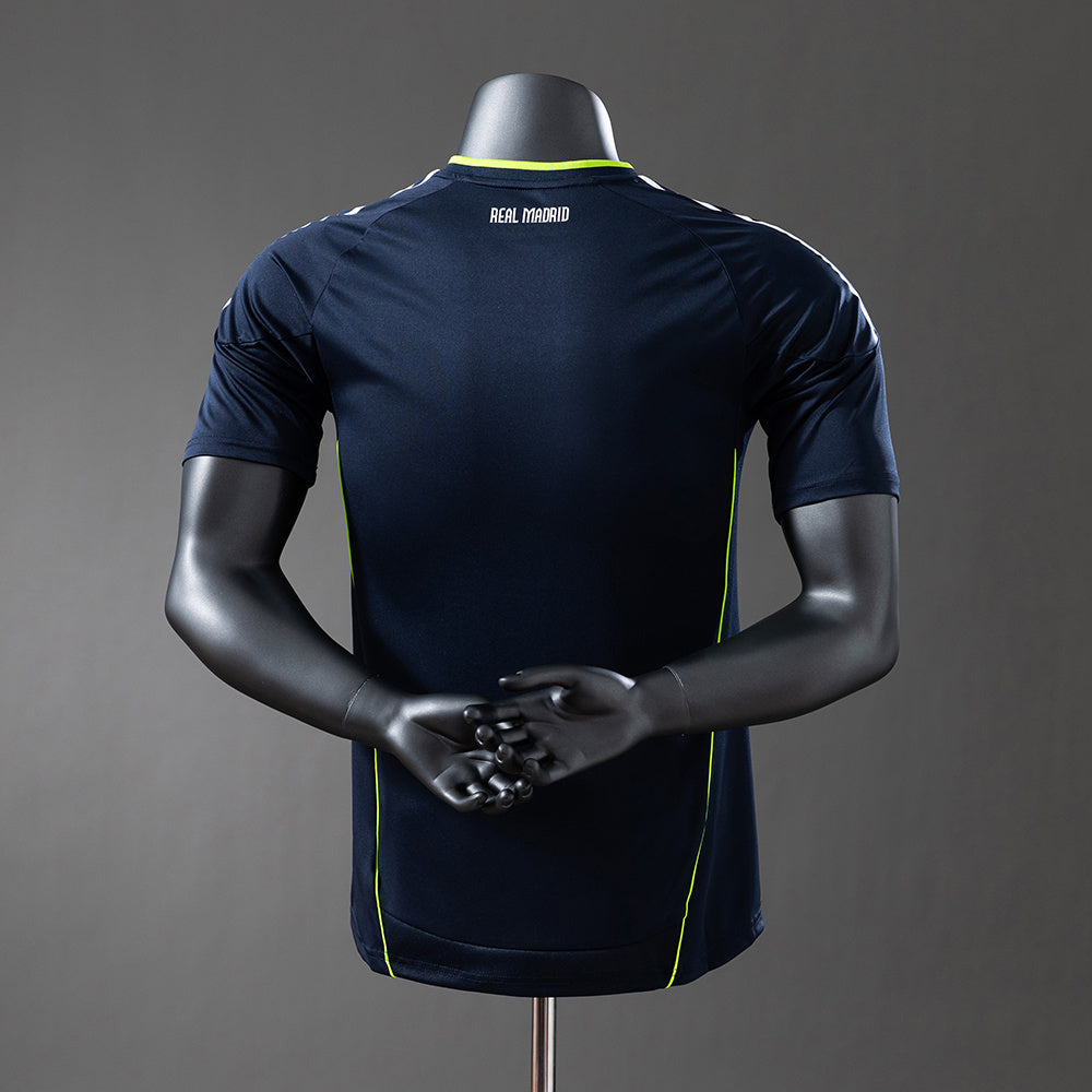 Camisola Real Madrid CF 2010-11 Alternativa Versão Jogador