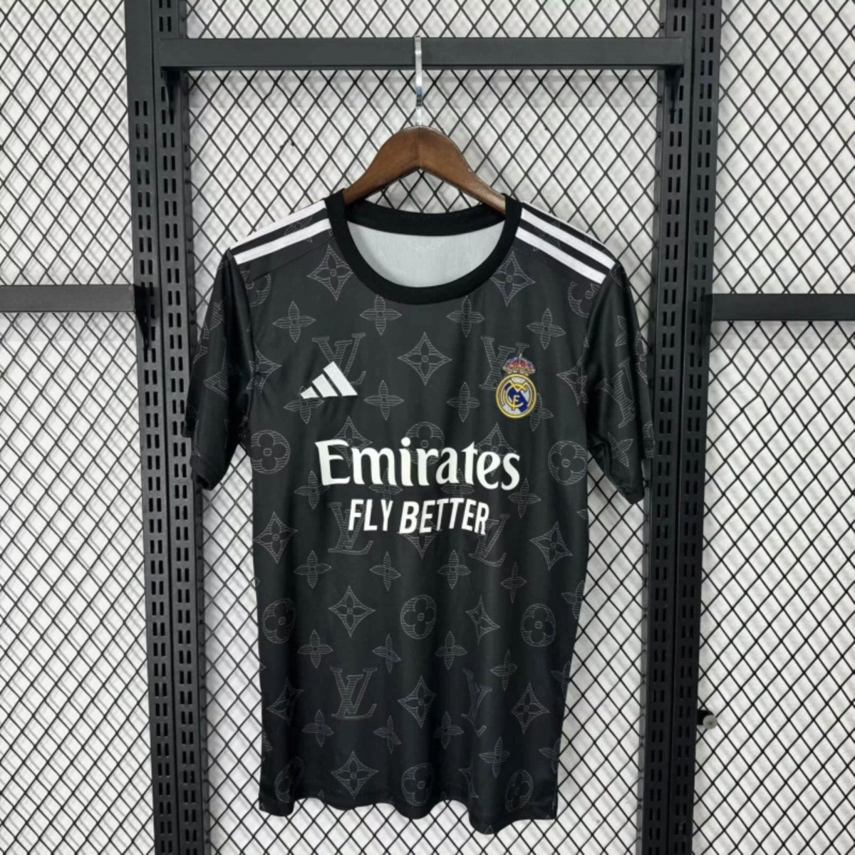 Camisola Real Madrid 2025-26 Edição Especial Versão Adepto