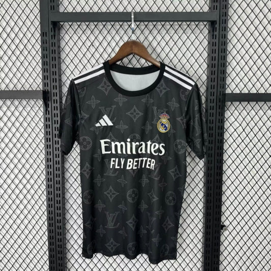 Camisola Real Madrid 2025-26 Edição Especial Versão Adepto