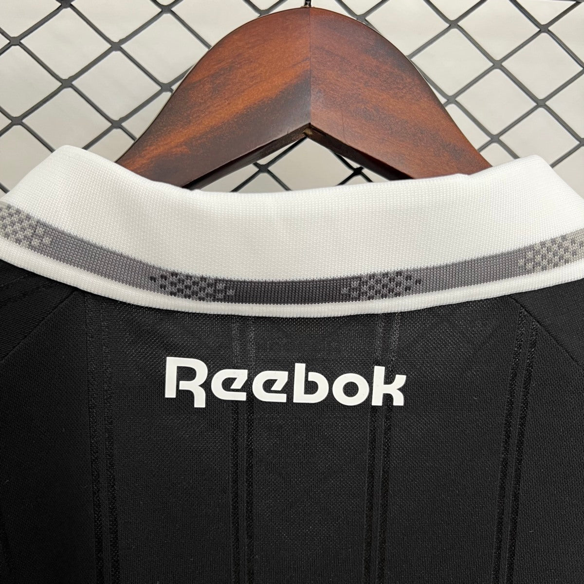 Camisola Botafogo-RJ 2025-26 Alternativa Preta Versão Mulher
