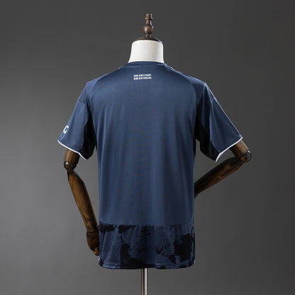 Camisola SG Eintracht Frankfurt 2025-26 Alternativa Preta Versão Adepto