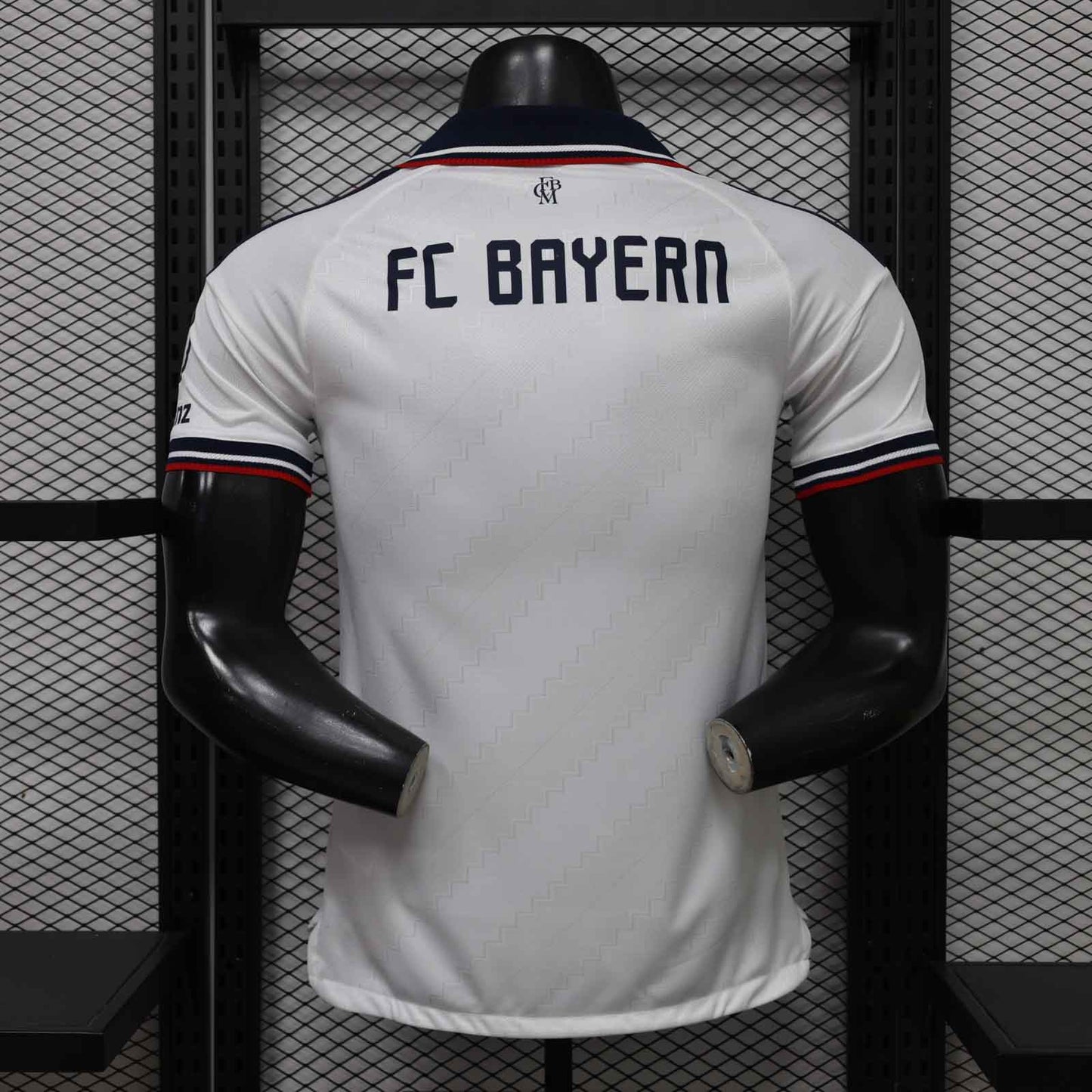 Camisola FC Bayern Munique 2026-27 Alternativa Creme Versão Jogador