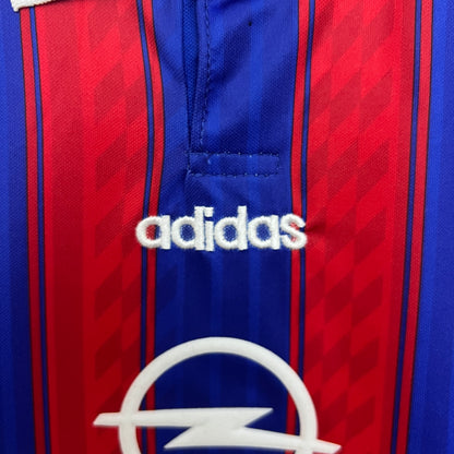 Kit Criança FC Bayern Munique 1995-96 Principal