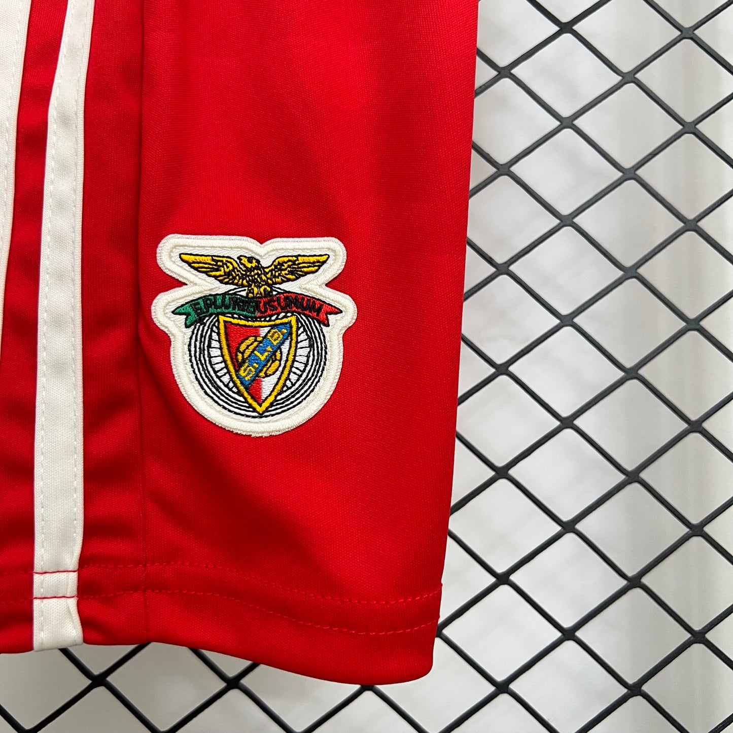 Kit Criança SLB 2025-26 Icon Range Travel