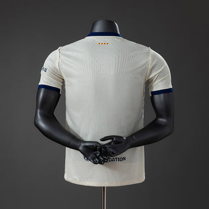 Camisola FC Barcelona 2026-27 Alternativa Creme Versão Jogador
