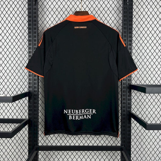 Camisola Como 1907 2025-26 Alternativa Preta/Amarela Versão Adepto