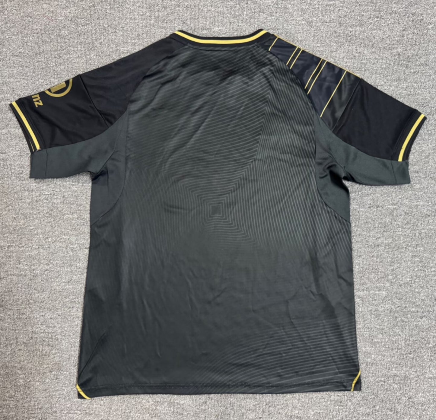 Camisola FC Bayern Munique 2025-26 Edição Especial Versão Adepto