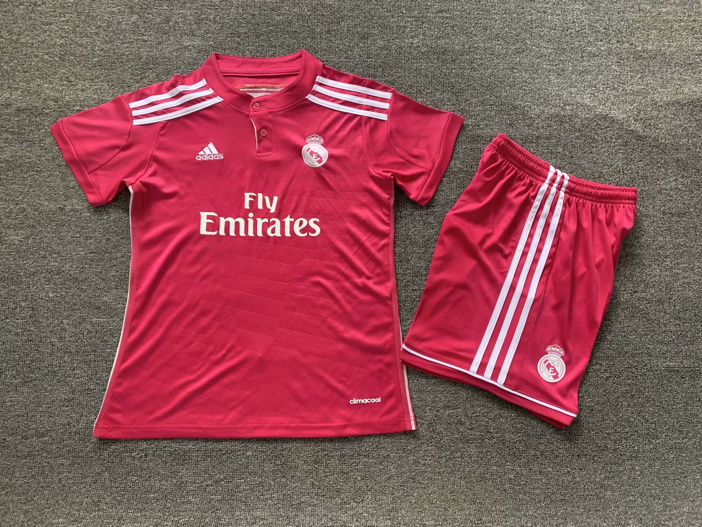Kit Criança Real Madrid 2014-15 Alternativo