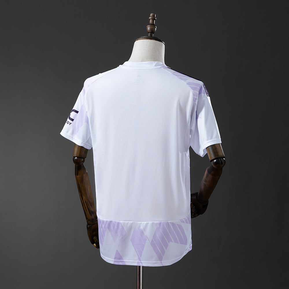 Camisola M-UNITED 2025-26 Alternativa Branca Versão Adepto (Entrega Imediata)