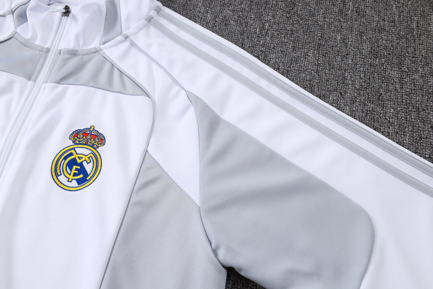 Fato de Treino Real Madrid CF 2025-26 - Casaco sem Capuz