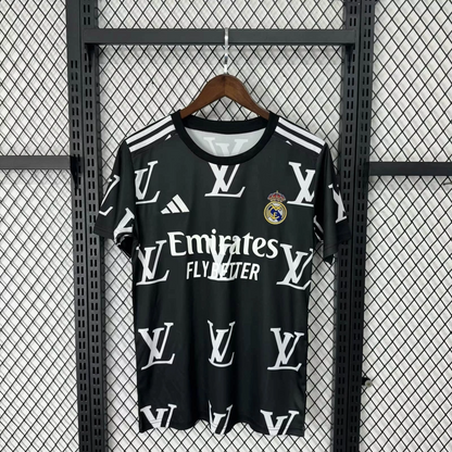 Camisola Real Madrid 2025-26 Edição Especial Versão Adepto