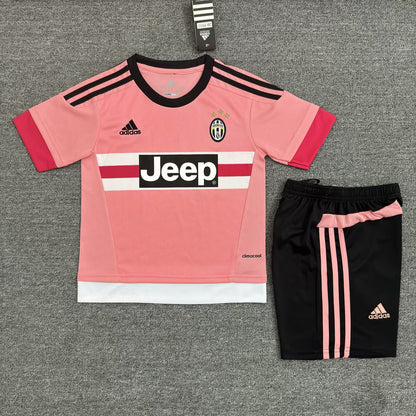 Kit Criança Juventus FC 2015-16 Alternativa
