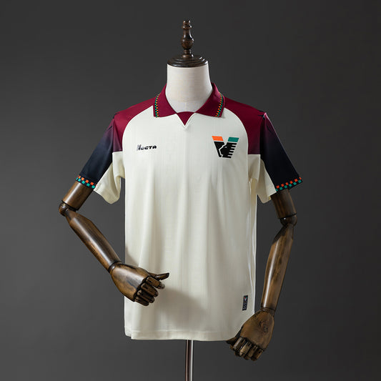 Camisola Venezia FC 2025-26 Alternativa Creme Versão Adepto