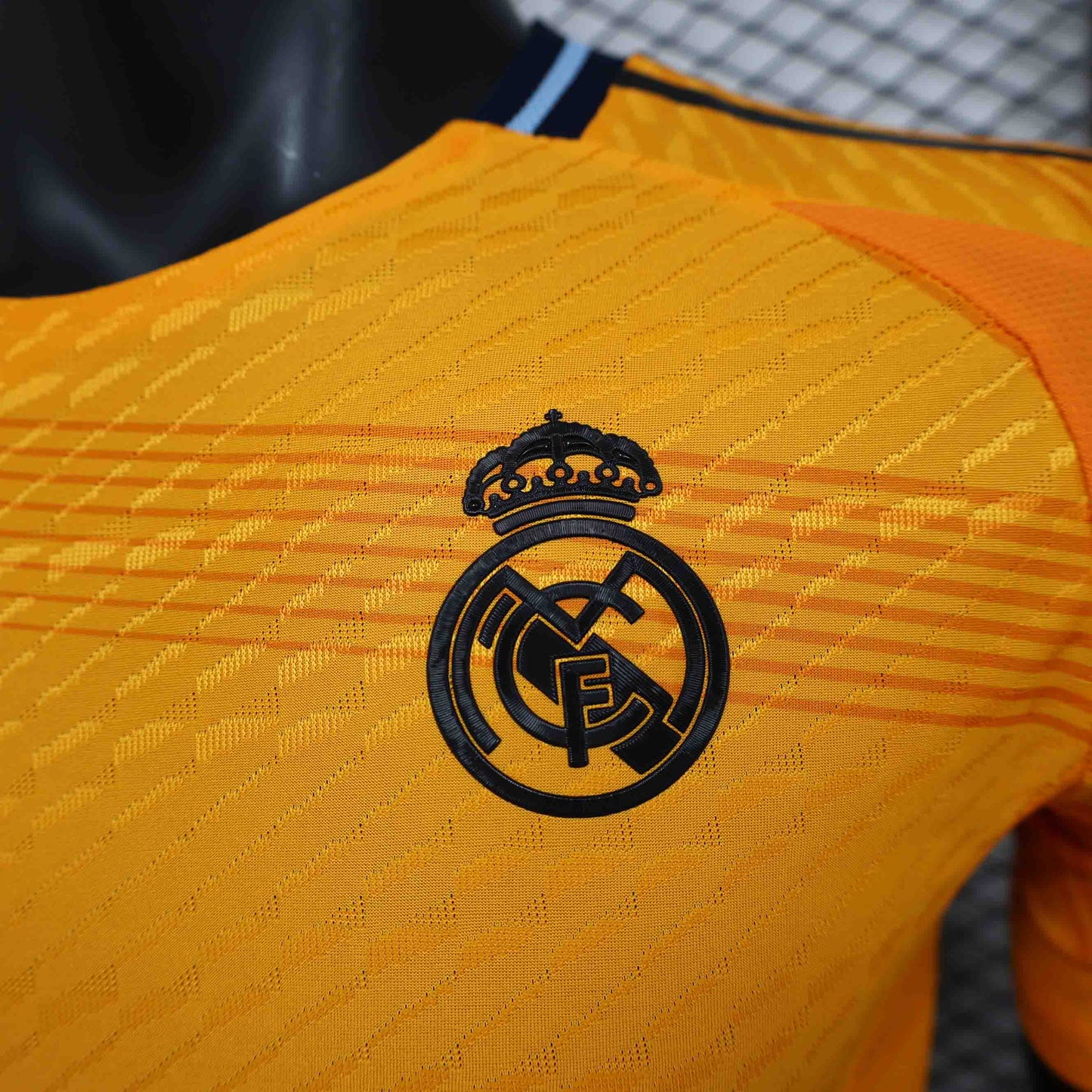 Camisola Real Madrid CF 2024-25 Alternativa Laranja Versão Jogador