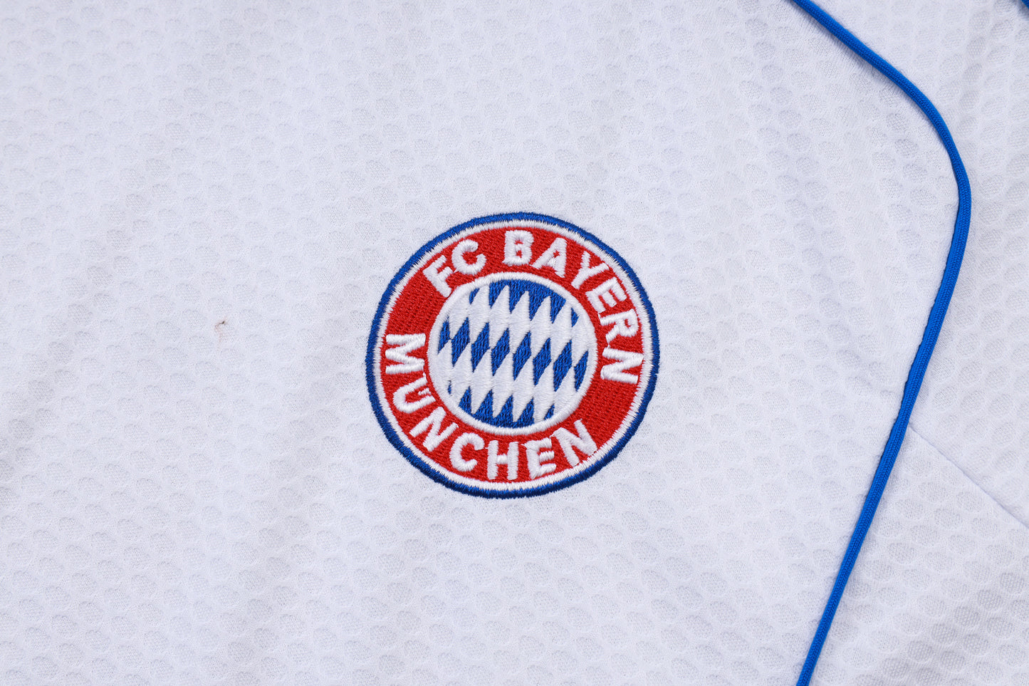 Kit Treino Camisola FC Bayern Munique 2025-26