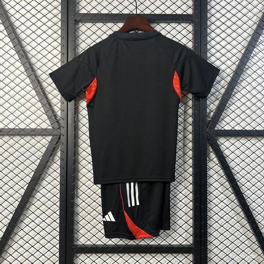 Kit Criança SLB 2025-26 Pre-Match