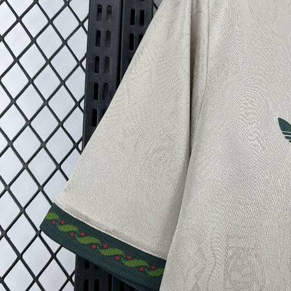 Camisola FC Bayern Munique 2025-26 Edição Especial Versão Adepto