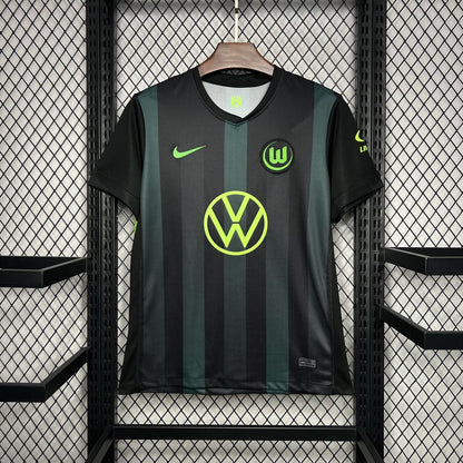 Camisola VfL Wolfsburg 2024-25 Alternativa Preta Versão Adepto
