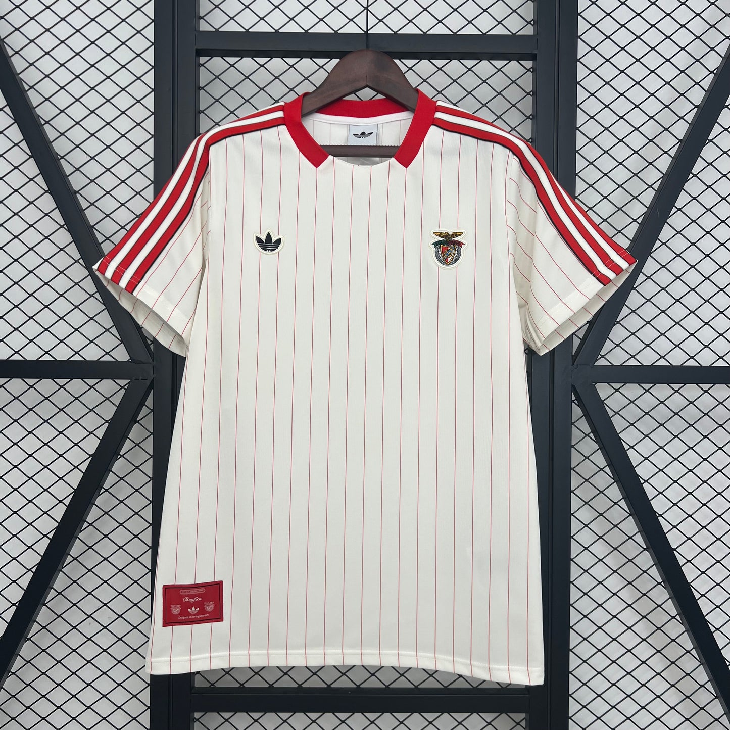 Camisola SLB 2025-26  Icon Range Travel