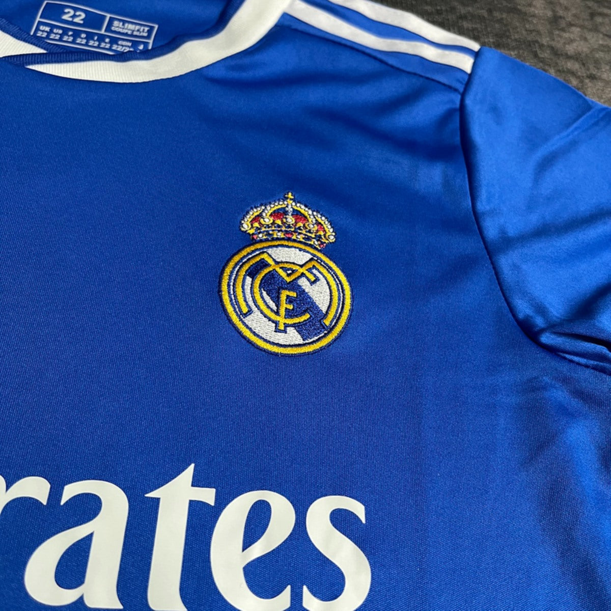 Kit Criança Real Madrid CF 2025-26 Alternativo