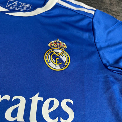Kit Criança Real Madrid CF 2025-26 Alternativo