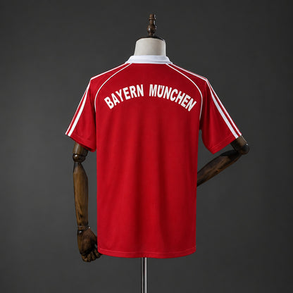 Camisola FC Bayern Munique 2005-06 Principal Versão Adepto