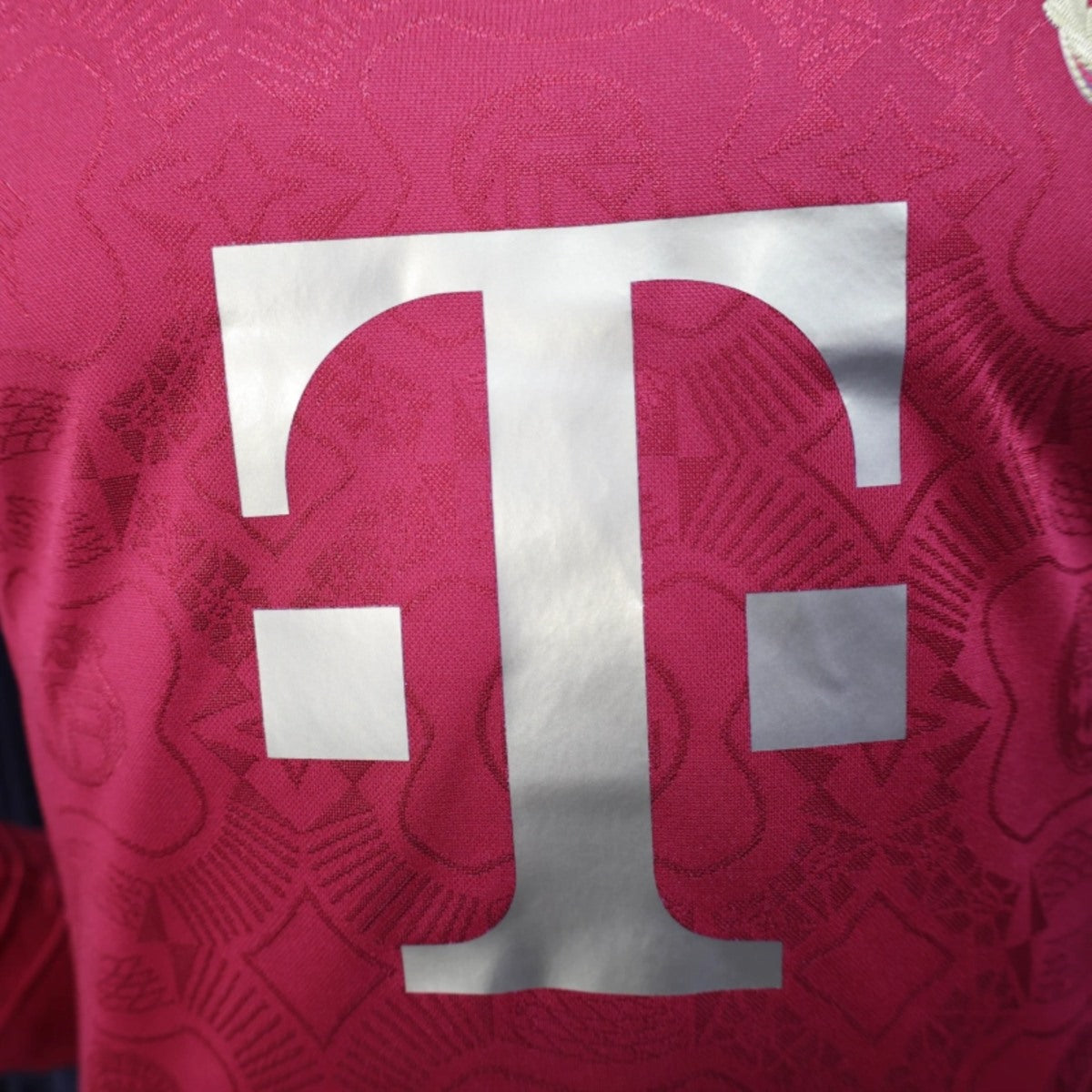 Camisola Manga Comprida FC Bayern Munique 2024-25 Edição 125º Aniversario  Versão Jogador
