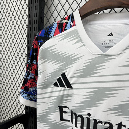 Camisola Real Madrid CF 2025-26 Pre-Match Versão Adepto