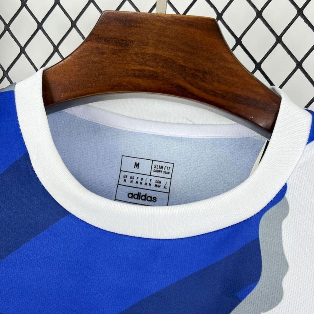 Camisola Real Madrid CF 2025-26 Edição Especial Versão Adepto