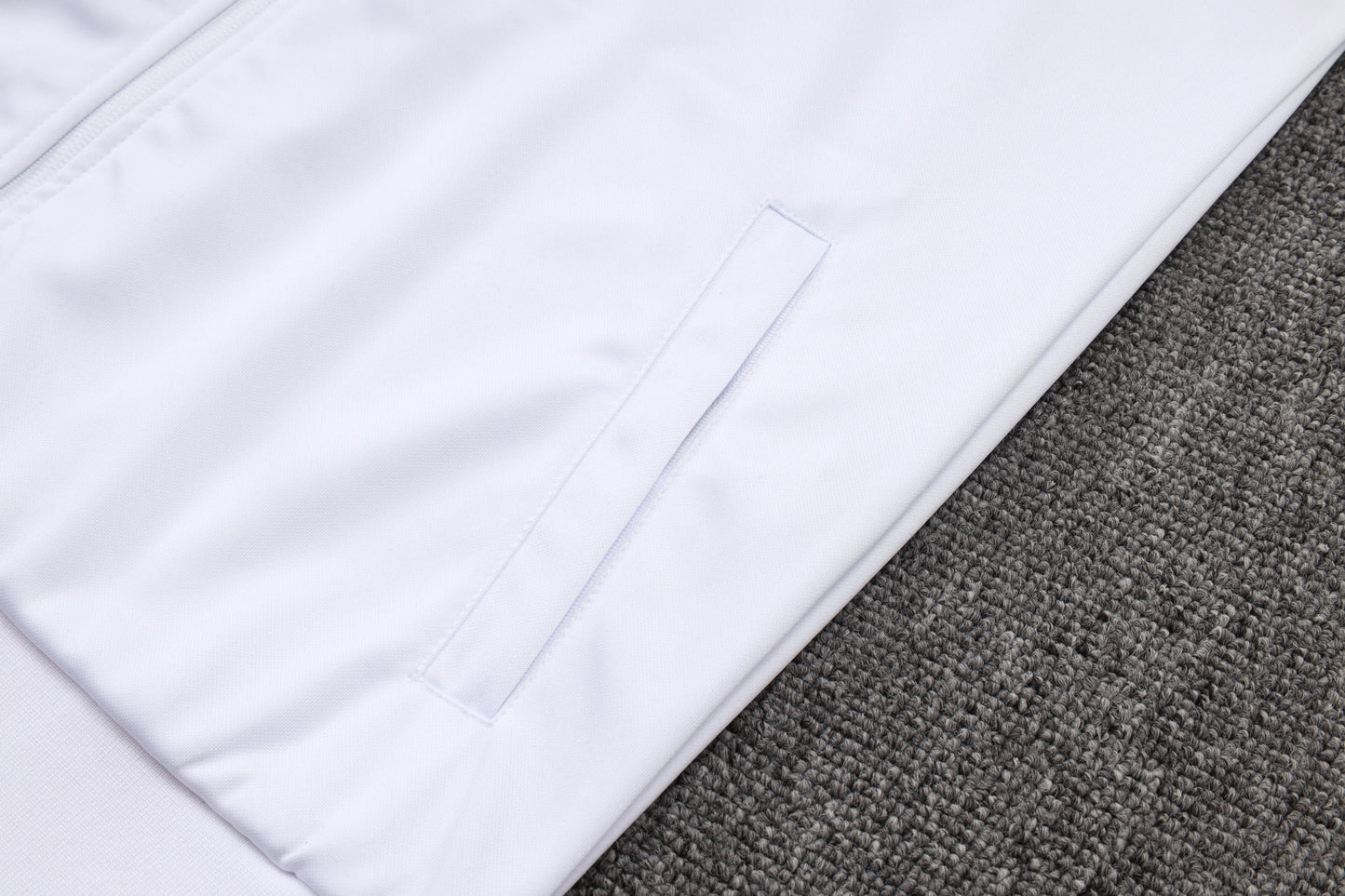 Fato de Treino CHE 2025-26 - Casaco sem Capuz