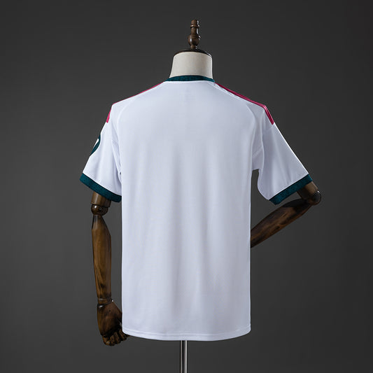Camisola Real Madrid CF 2026-27 Principal Versão Adepto