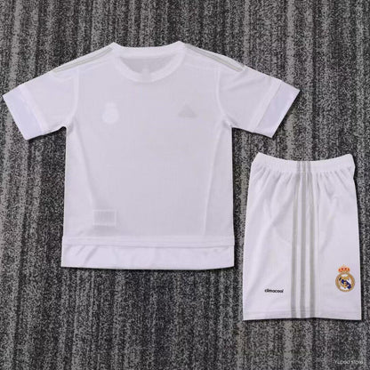 Kit Criança Real Madrid 2015-16 Principal