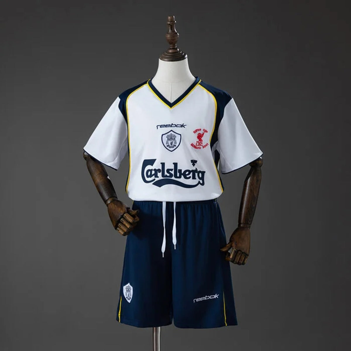 Kit Criança LIV 2001-02 Alternativo