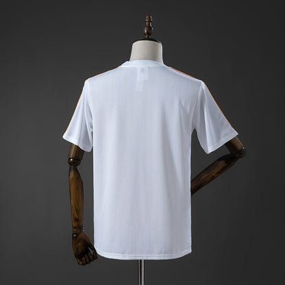 Camisola Real Madrid CF 2025-26 Terrace Icons Versão Adepto