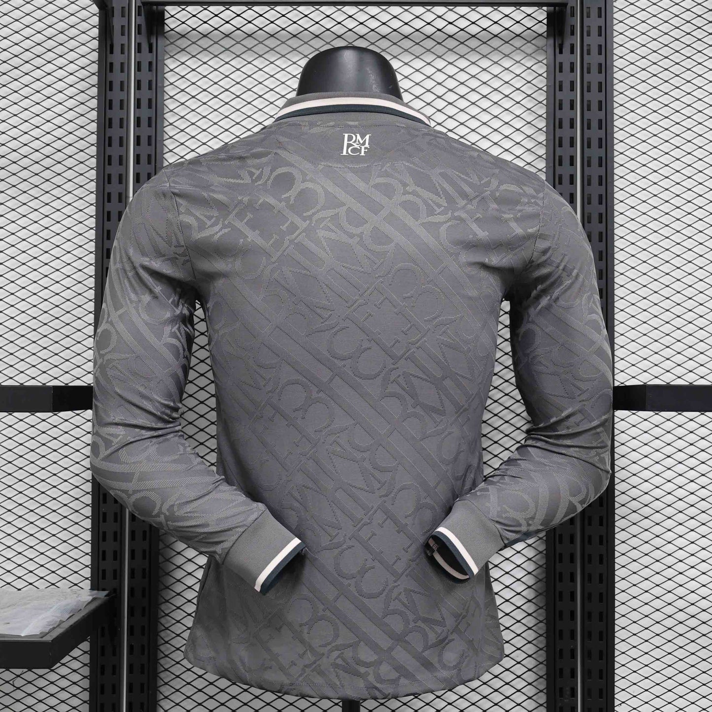 Camisola Manga Comprida Real Madrid CF 2024-25 Alternativa Preta Versão Jogador