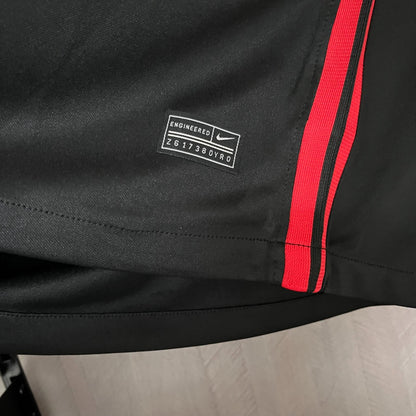 Camisola SG Eintracht Frankfurt 2022-23 Alternativa